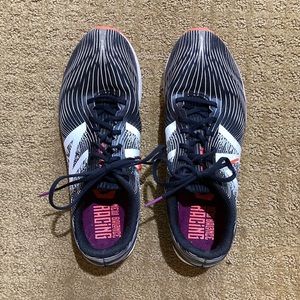 Womens New Balance XC Seven No Spike Racing Shoes Size 9 Very Good Condition